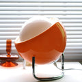 Glas bordlampe i Bauhaus stil til kunstnerisk atmosfære