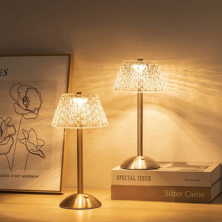 AuraGlow Bordlampe - Genopladelig LED Lampe med Dæmpningsfunktion