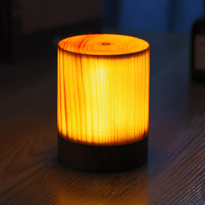 LumiWood – LED bordlampe med batteri og touch-kontrol