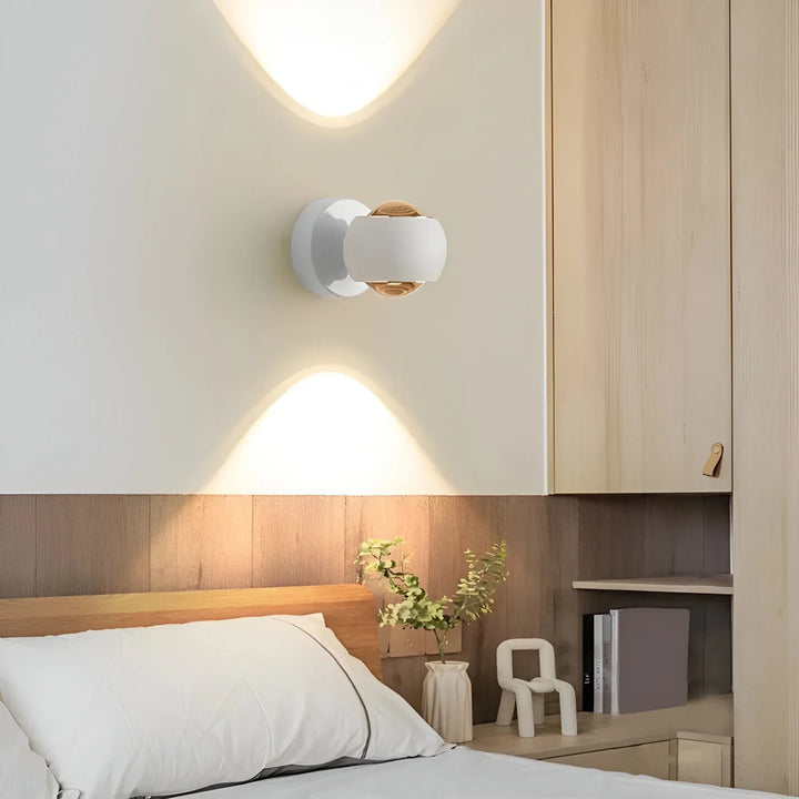 LumiTurn – Justerbar 180° LED Væglampe