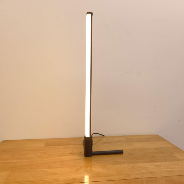 Luminix Bar LED Bordlampe | Minimalistisk Design | Nattelys &amp; Ambient Belysning | Moderne &amp; Dekorativ