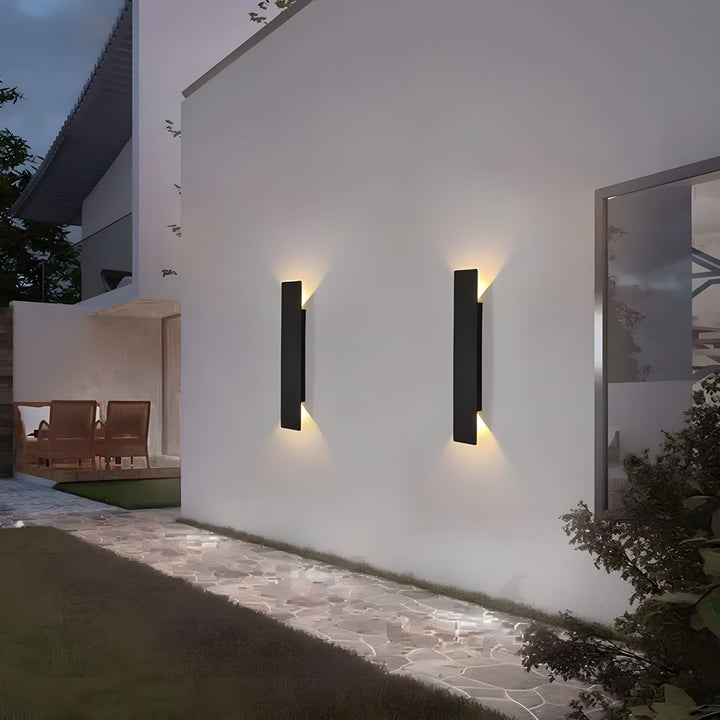 Lys - Moderne vejrbestandig LED væglampe lavet af aluminium til udendørs brug