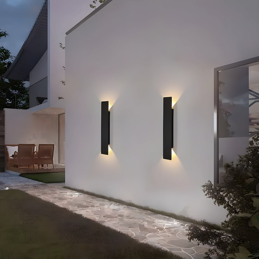 Lys - Moderne vejrbestandig LED væglampe lavet af aluminium til udendørs brug