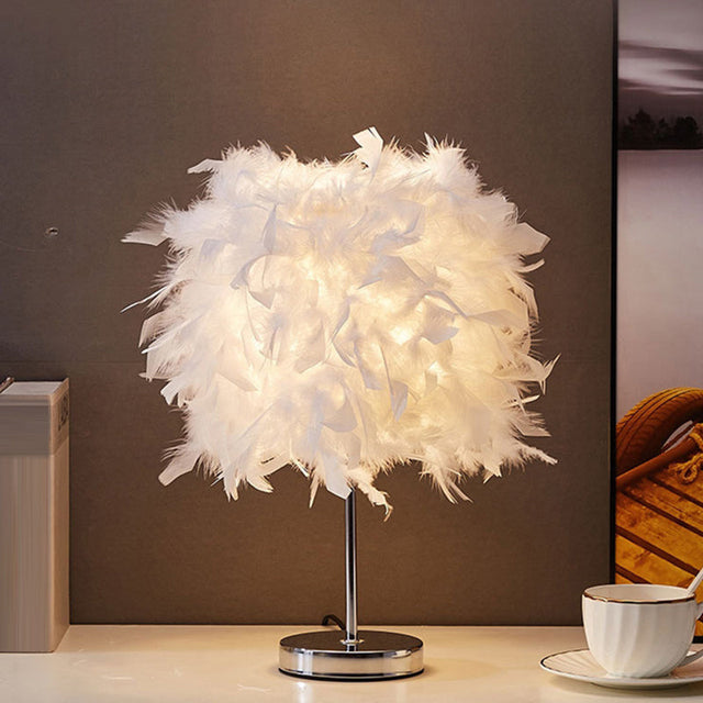 Hvid Cylindrisk Bordlampe Simplicity Enkel Pære Forår Bordlampe