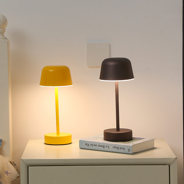 PRISMA PULSE FLARE – Dynamisk LED Bordlampe