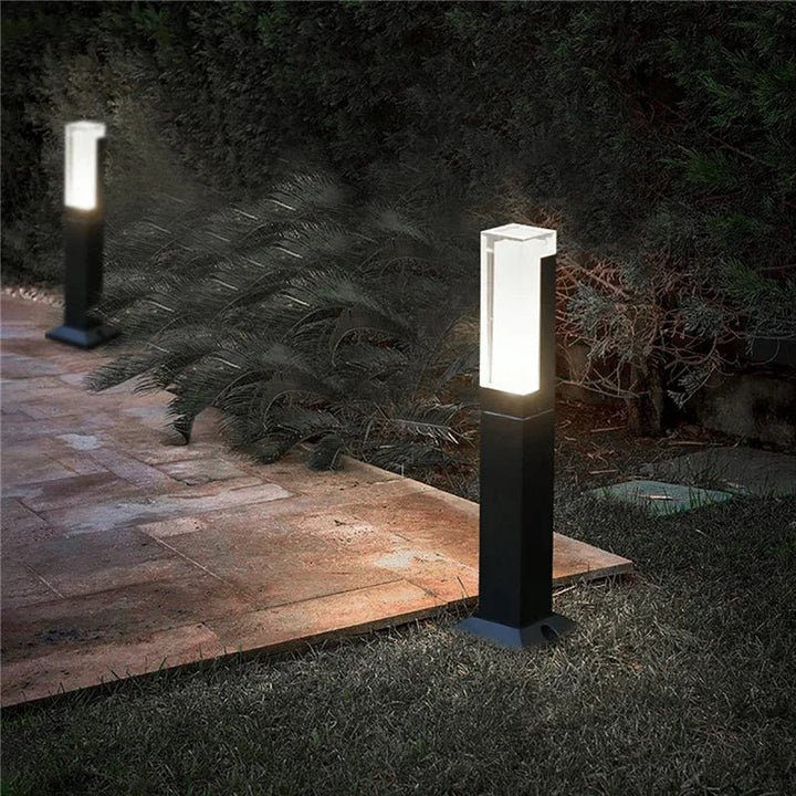 Elegant Solar Post Light