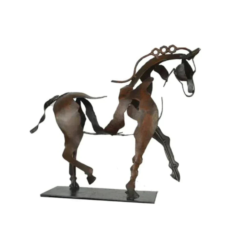Hesteskulptur - AdonisMetal - Rustik Elegance - Tidløs Dekorativ Genstand