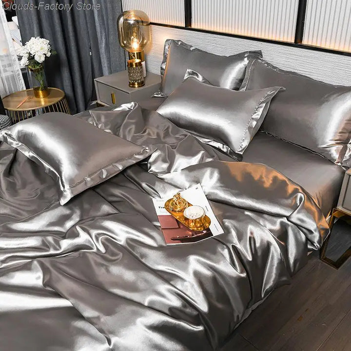 Luksus Solid Satin Dynecover - SilkSerenity