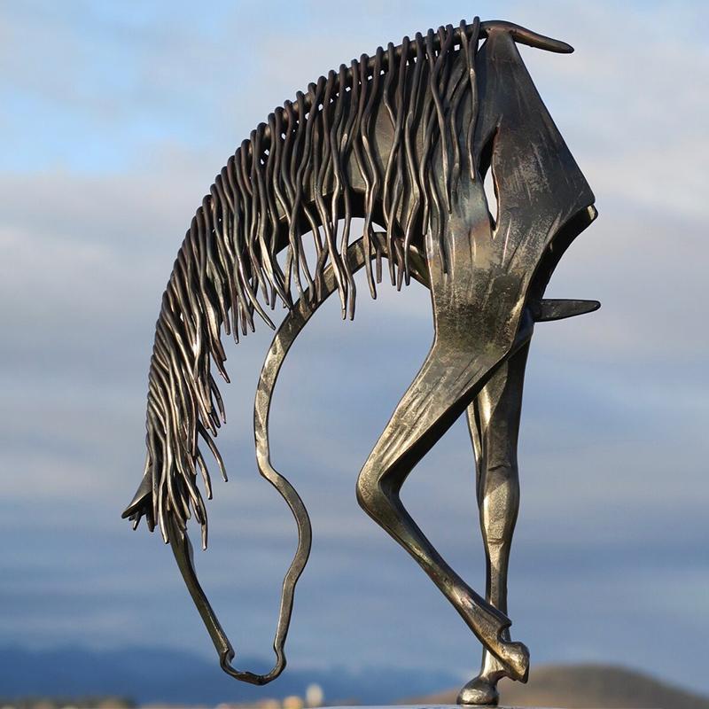 Hesteskulptur dekoration