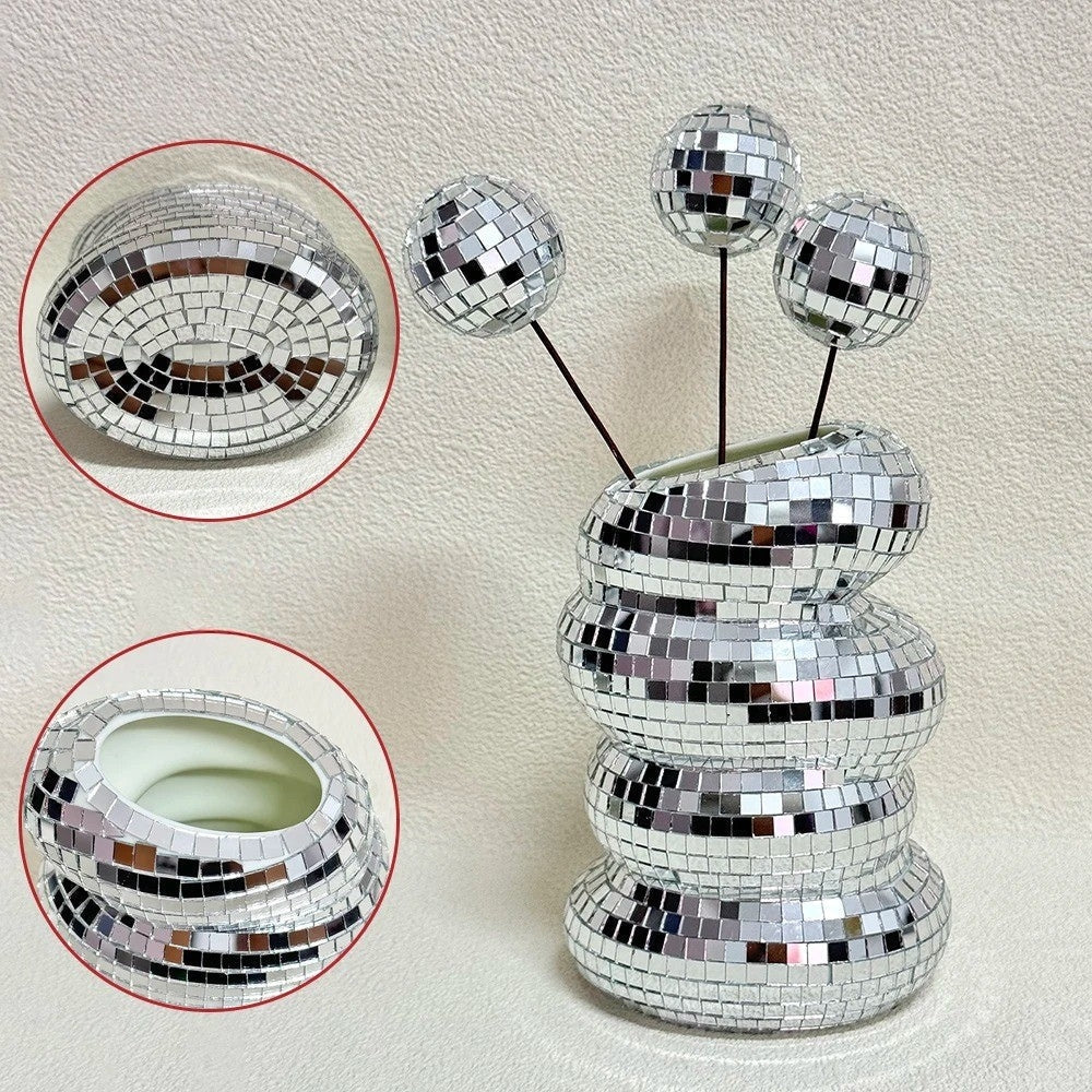 Spejlbeklædt disco vase med retro charme og moderne flair