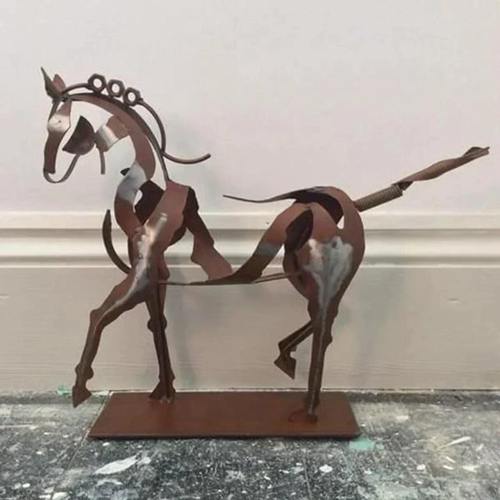 Hesteskulptur - AdonisMetal - Rustik Elegance - Tidløs Dekorativ Genstand