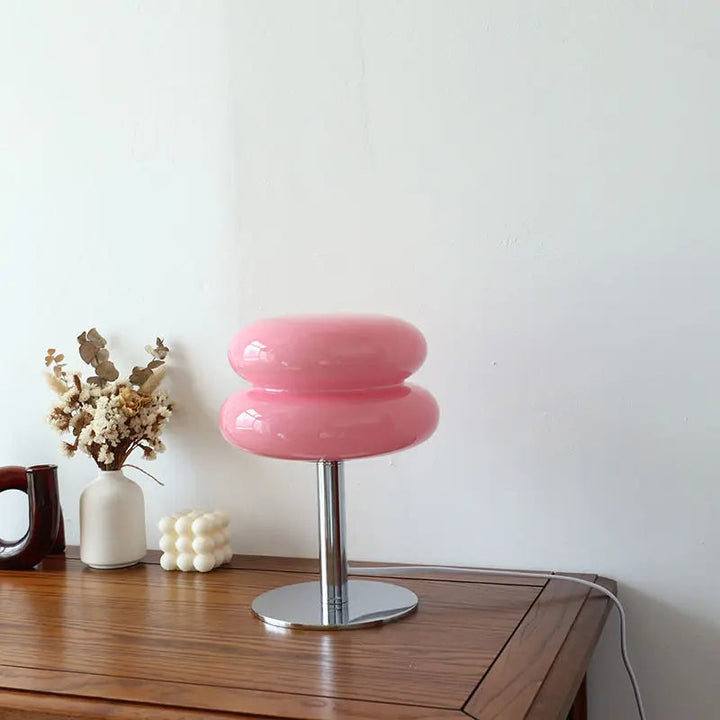 ItaliaDesign - Stilfuld Bauhaus bordlampe til et moderne interiør
