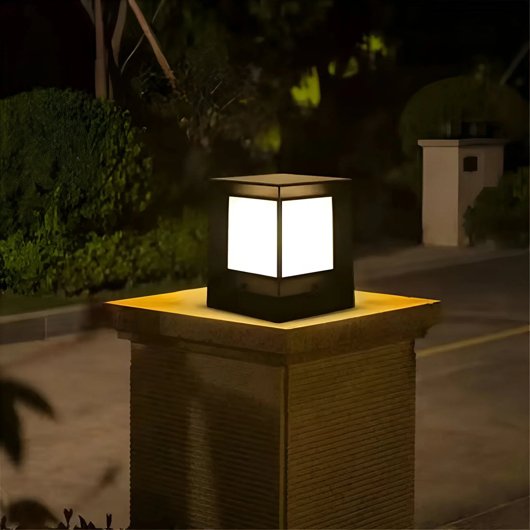 GlowPillar – Slank Udendørs LED Lys