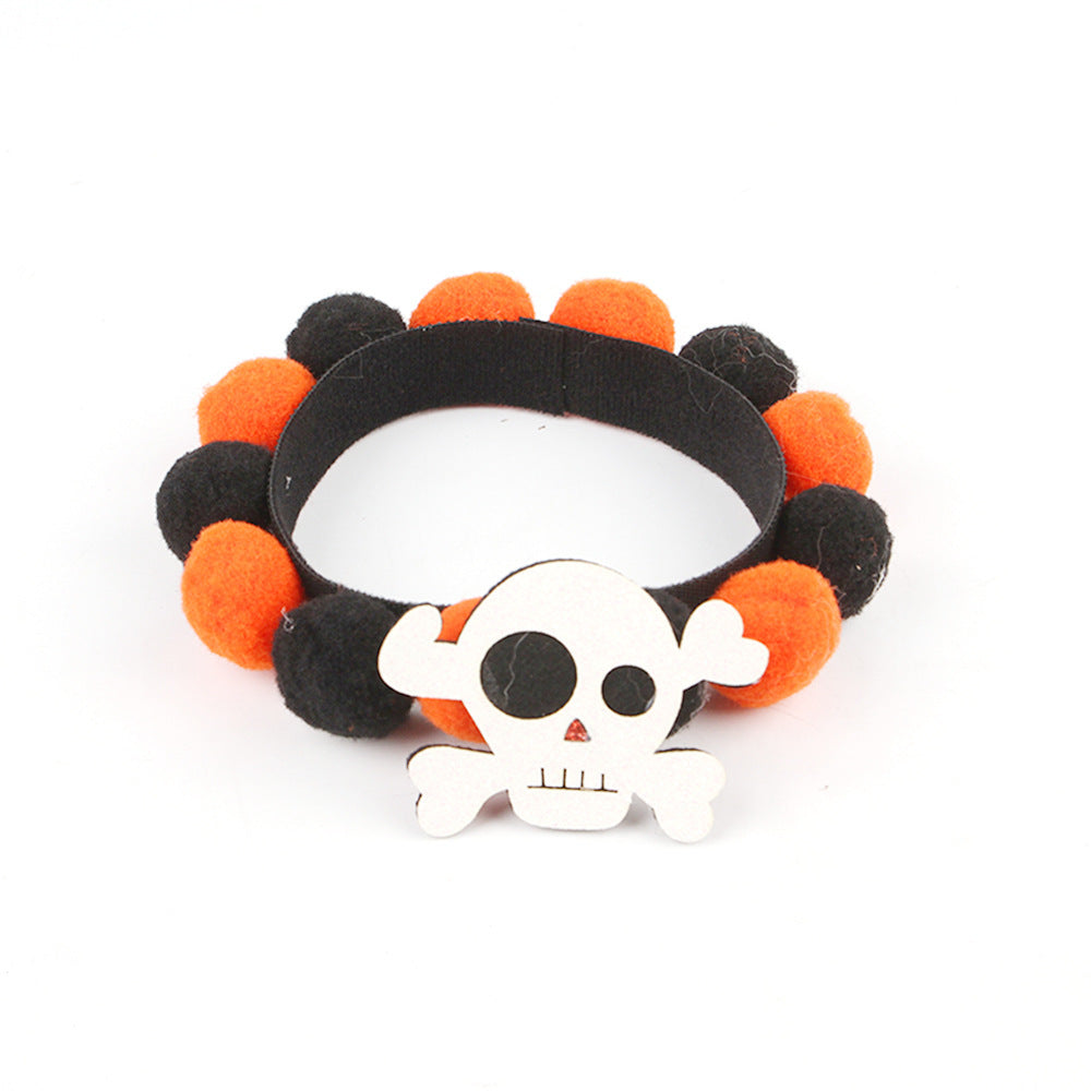 Halloween Kæledyrskrav – Justerbar Hund- og Kattehalsbånd med Græskar- og Dødningehoveddesigns