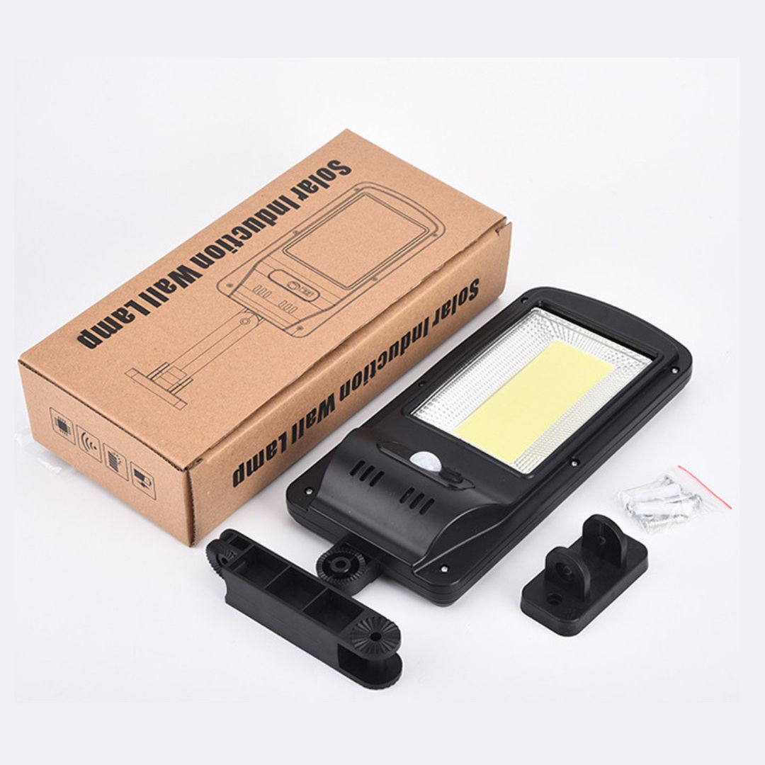 Solcellevejlampe med 4000 Lumen (Udsalg)