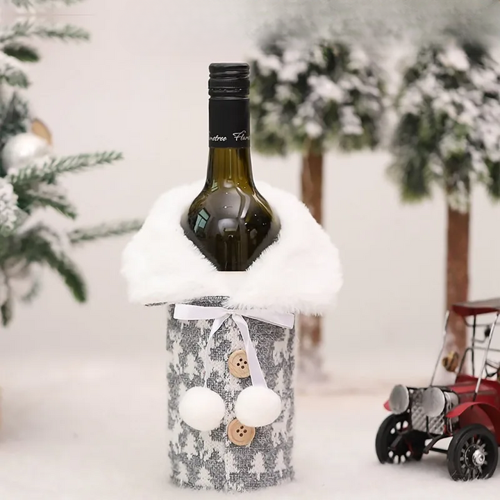Juleflaskeovertræk med pelskrave – festligt overtræk til vinflasker, nisse dekoration til jul, perfekt som gaveindpakning |