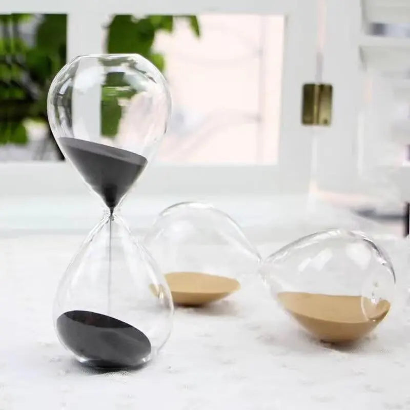 Kreativ transparent timeglas lavet af glas