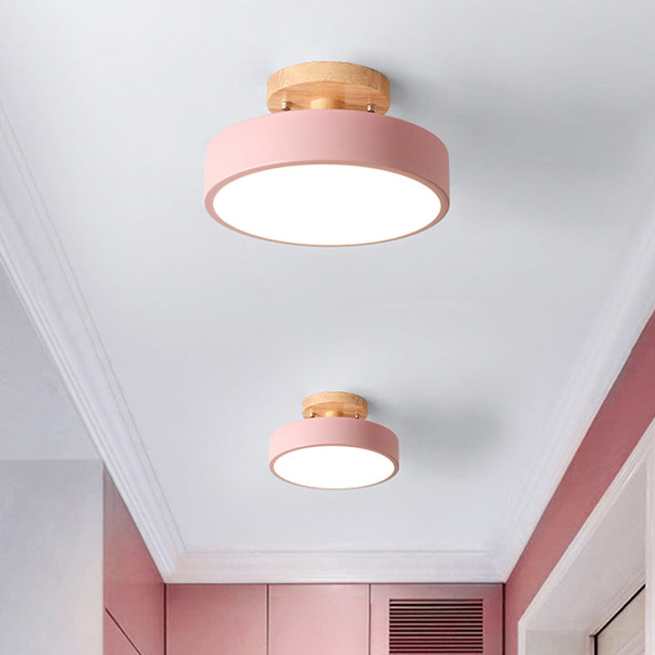 Skandinavisk LED Loftlampe med Træ | Moderne Trommeform til Gang og Indgange | Energi-Effektiv Belysning