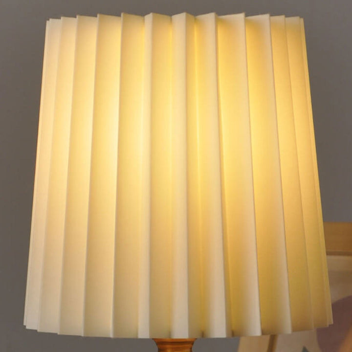 Vintage Koreansk Plisseret Kolonne Solid Træbase 1-Lys Bordlampe