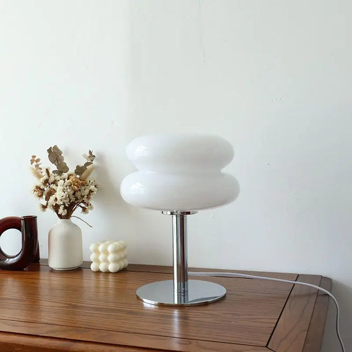 ItaliaDesign - Stilfuld Bauhaus bordlampe til et moderne interiør
