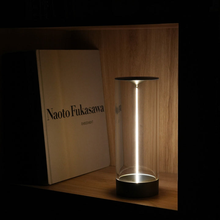 GlowBright | Bærbar LED-lampe med trådløs design