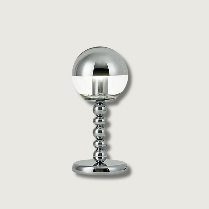 MirrorGlow – Minimalistisk Chrome Bordlampe