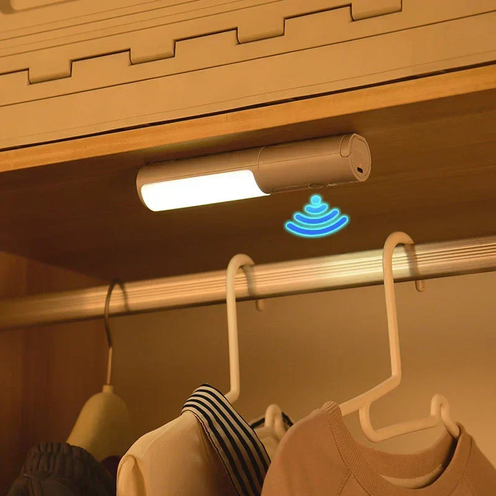 Intelligent LED Natlys med Bevægelsessensor