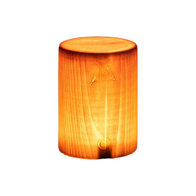 LumiWood – LED bordlampe med batteri og touch-kontrol