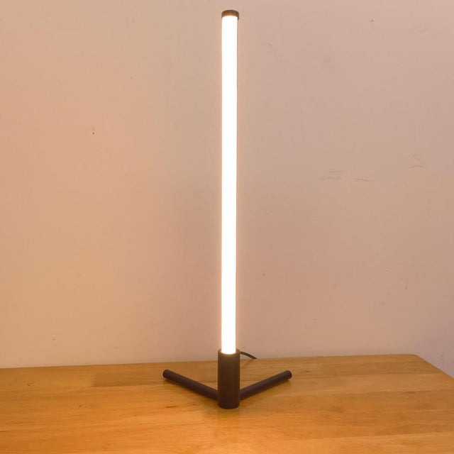 Luminix Bar LED Bordlampe | Minimalistisk Design | Nattelys & Ambient Belysning | Moderne & Dekorativ