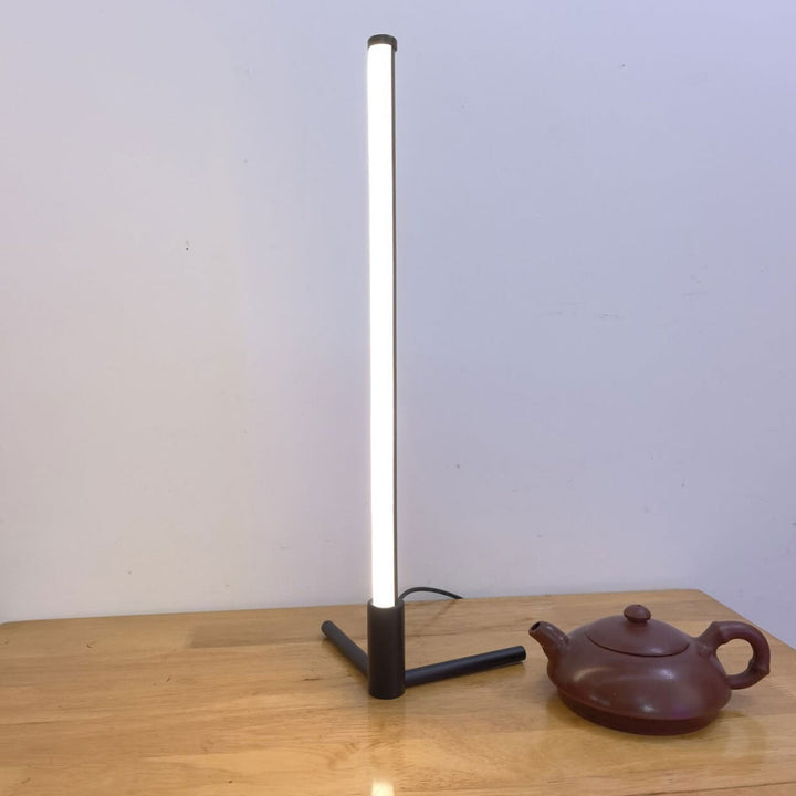 Luminix Bar LED Bordlampe | Minimalistisk Design | Nattelys &amp; Ambient Belysning | Moderne &amp; Dekorativ