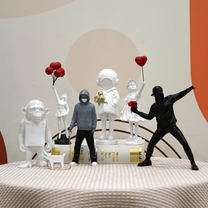 Dropshipping Banksy Skulptur Samling Blomster Kast Statue Pop Art Moderne Ballon Pige Figurine Kontor Hjem Dekoration