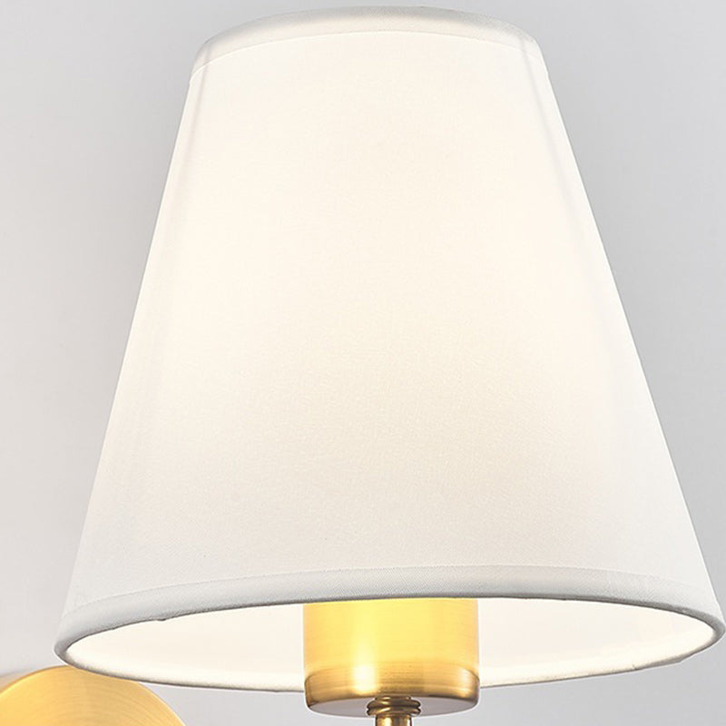 Moderne Nordisk Rund Bøjet Jern Stof Skærm 1-Lampe Væglampe til Stue