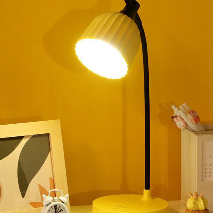 Moderne Minimalistisk Rund Foldet ABS LED Bordlampe til Stuen