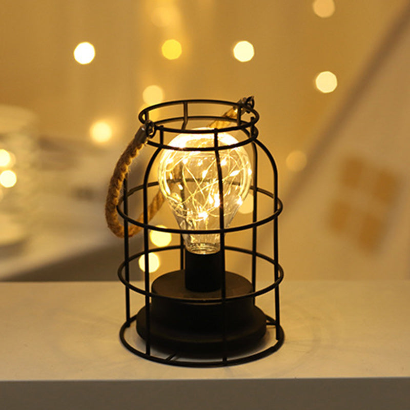Moderne Minimalistisk Lodret Stribet Firkanthjulet Jern LED Bordlampe Til Stuen