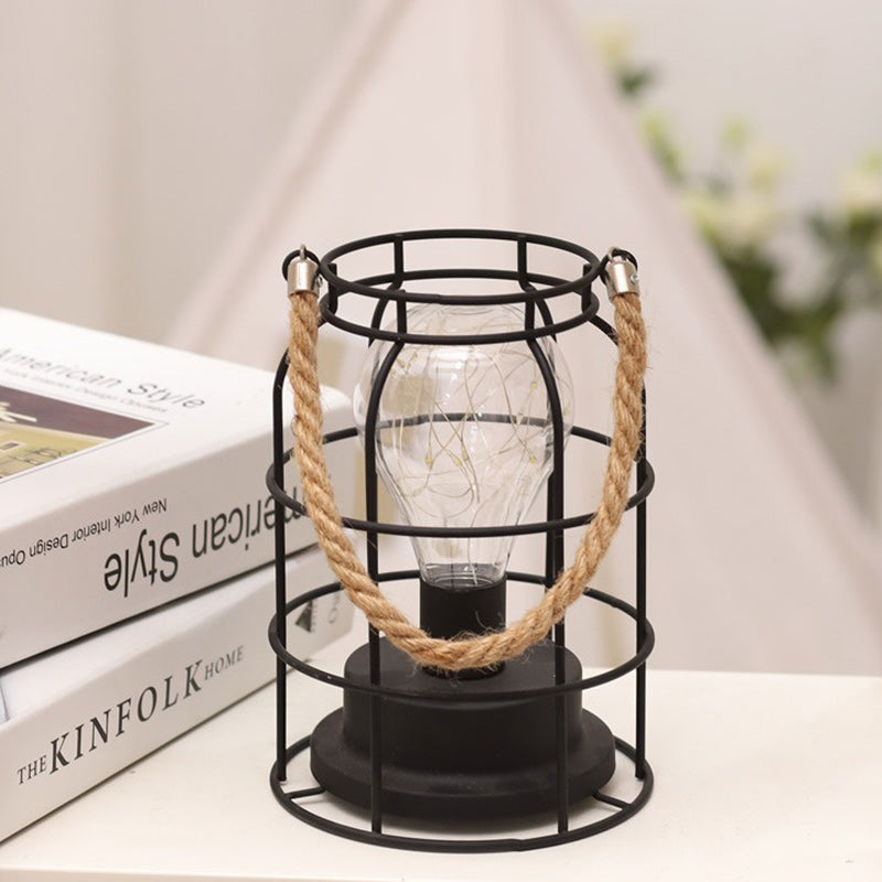Moderne Minimalistisk Lodret Stribet Firkanthjulet Jern LED Bordlampe Til Stuen