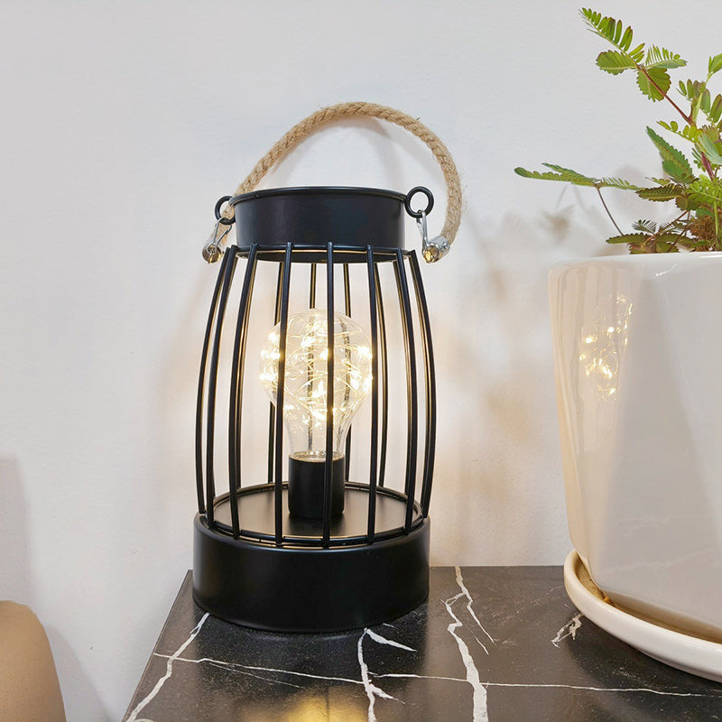 Moderne Minimalistisk Lodret Stribet Firkanthjulet Jern LED Bordlampe Til Stuen