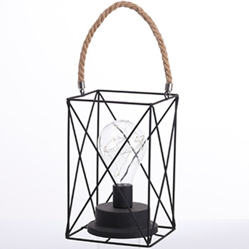 Moderne Minimalistisk Lodret Stribet Firkanthjulet Jern LED Bordlampe Til Stuen