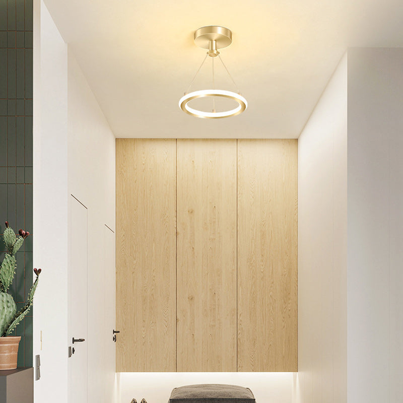 Moderne Nordisk Rund Metal Silica LED Semi-Flush Mount Loftlampe til Korridor