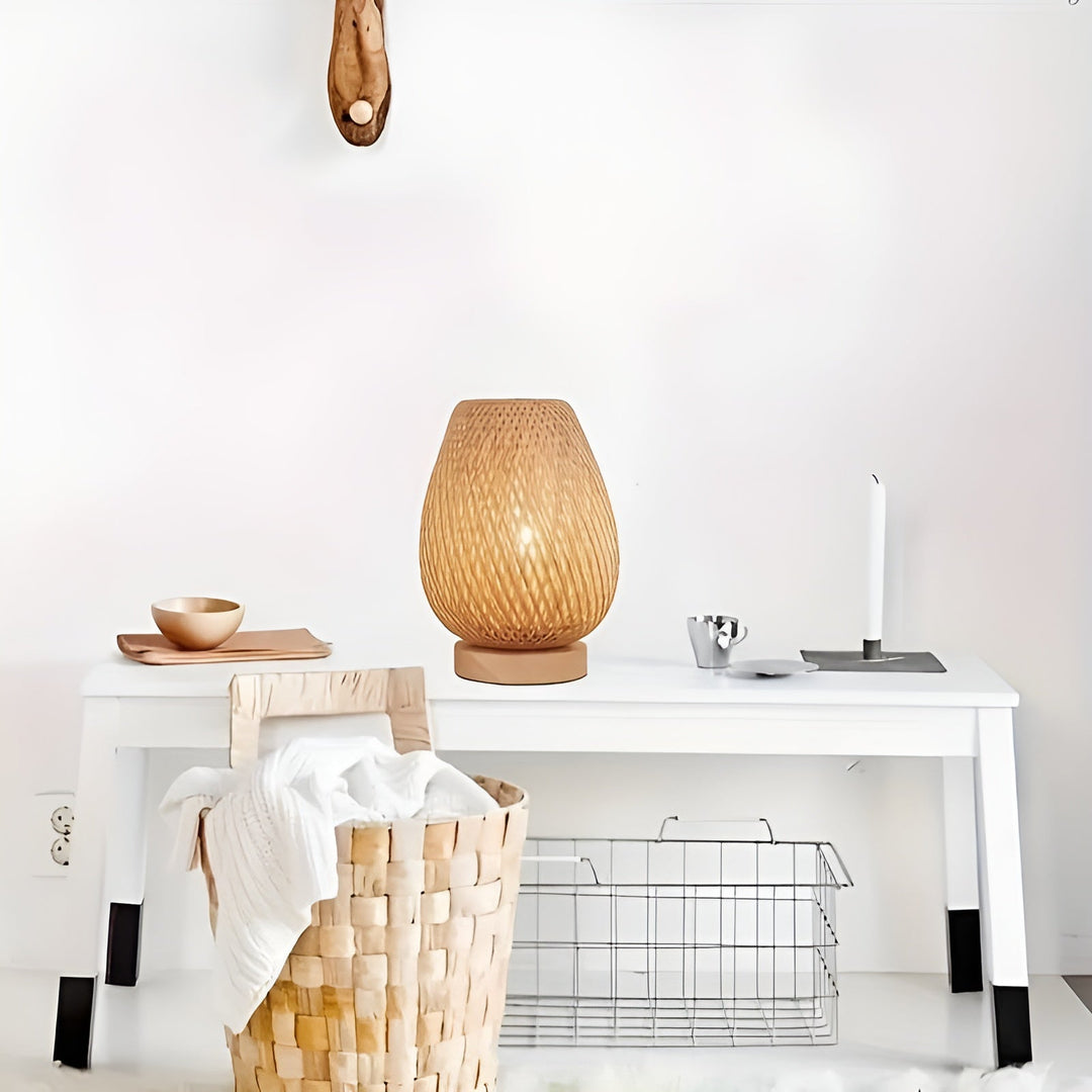 Bamboo Table Lamp with USB Power Supply – Sustainable and Energy-Saving Design