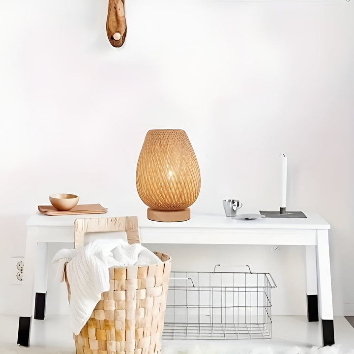 Bamboo Table Lamp with USB Power Supply – Sustainable and Energy-Saving Design