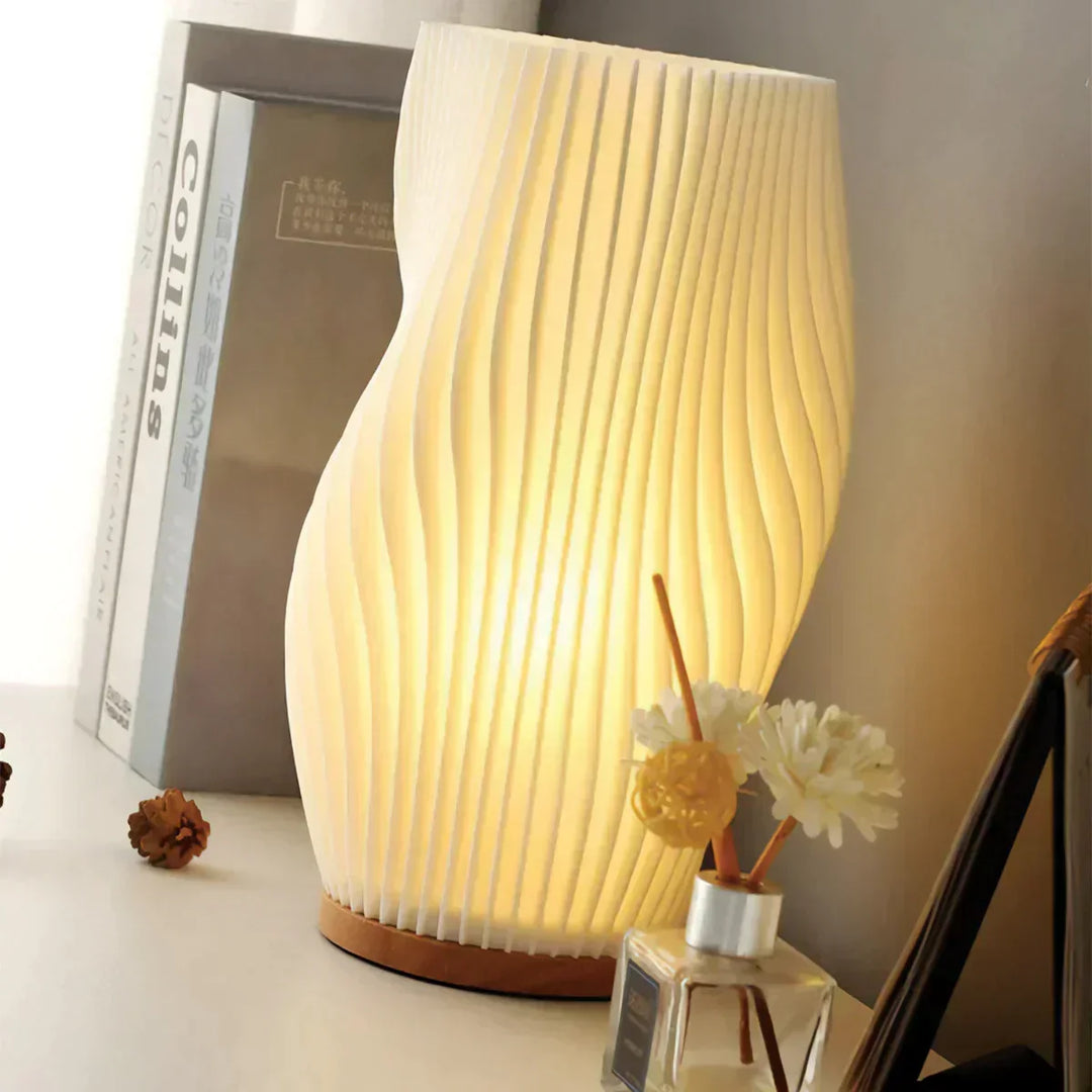 USB-Drevet &amp; Elegant Bølge-Design Bordlampe | WaveGlow