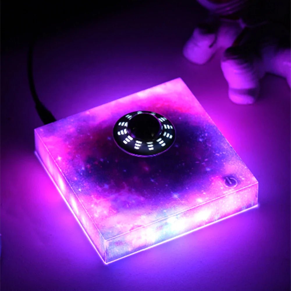 Flydende Rumskib LED Nattelys med Magnetisk Levitationsteknologi