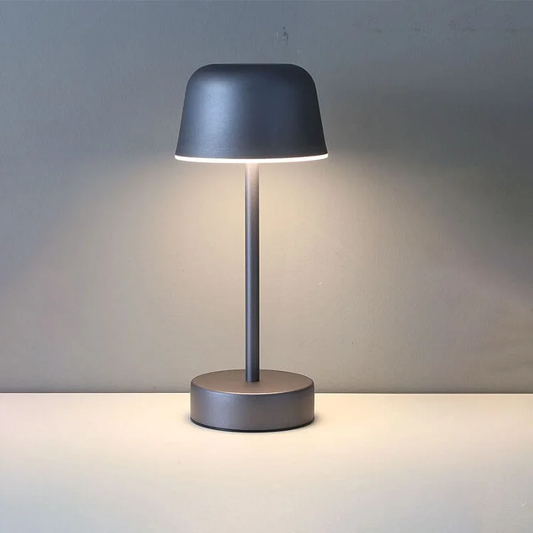 PRISMA PULSE FLARE – Dynamisk LED Bordlampe