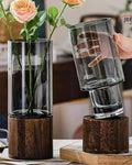 Glasblomster vase med træbund