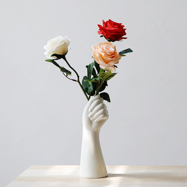 Gibbar Vase