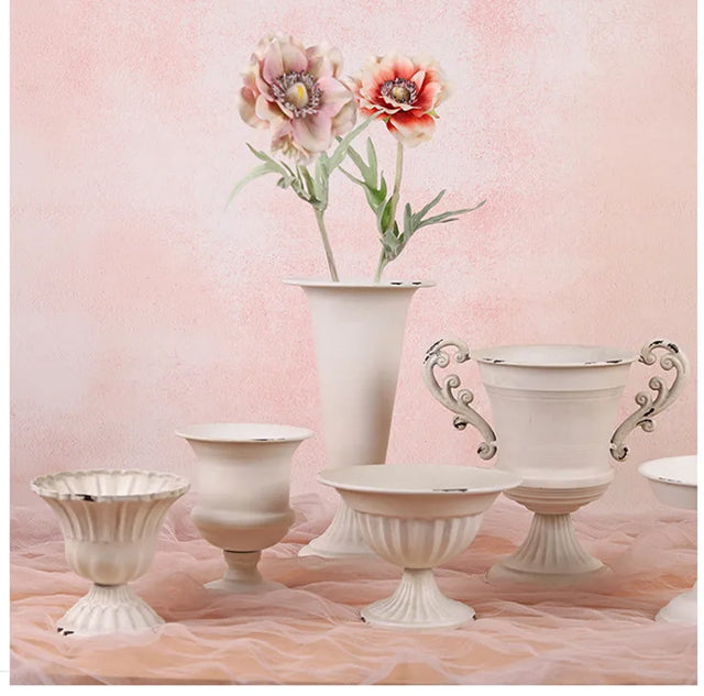 Europæisk Vintage Chalice Vase lavet af Jern