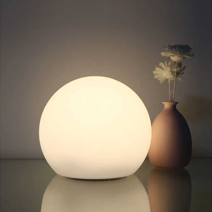 GlowSphere – Bordlampe med moderne verdens charme