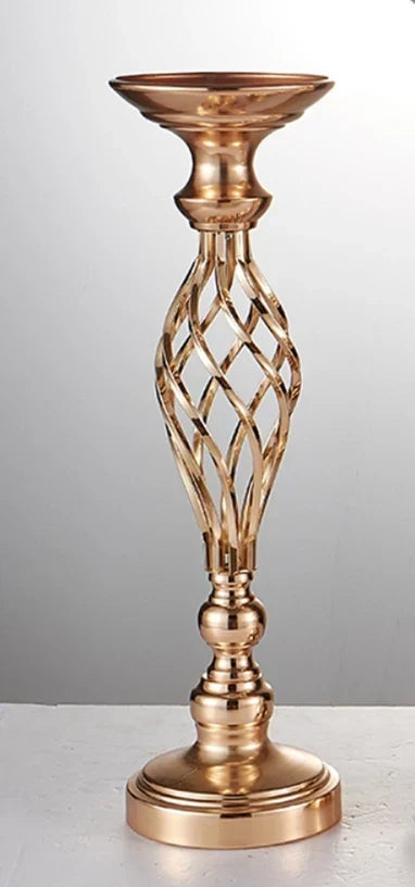 Elegant lysestage sæt med metalstand