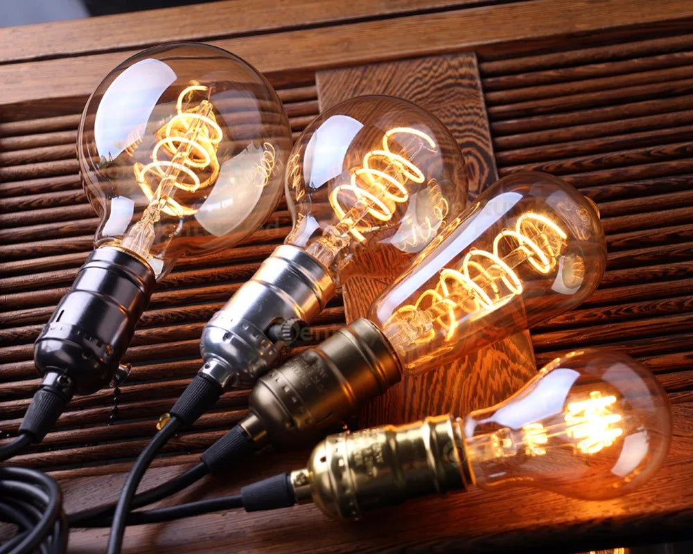Dimmbar Vintage LED Pære (3W, E27 Base) - Gylden Spiral Filament til Kranse &amp; Dekorativ Belysning
