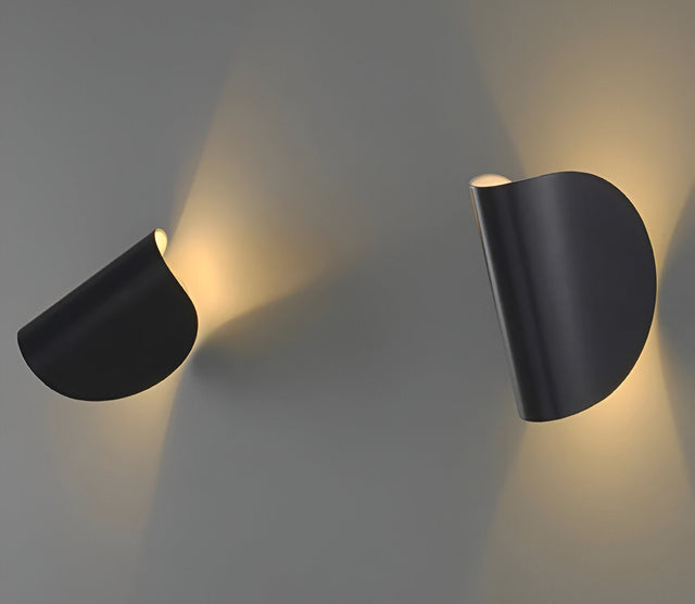 Twist Væglampe - Rotérbar Metal Væglampe - Curve Vægsconces